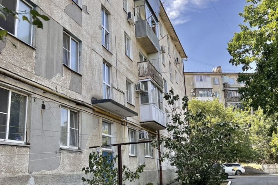 Продаётся 3-комнатная квартира, 64 м²