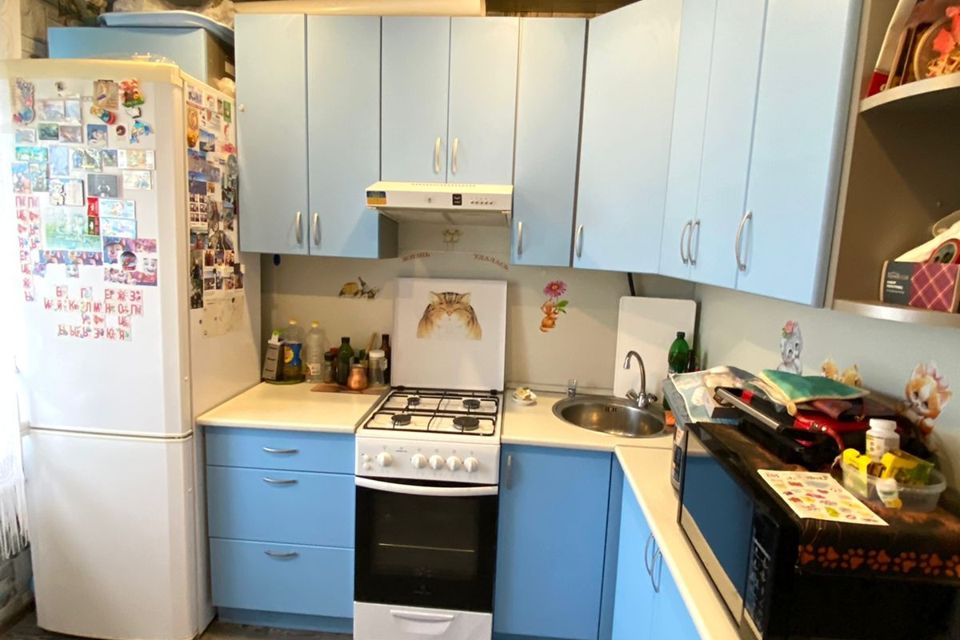 Продаётся 3-комнатная квартира, 51.9 м²