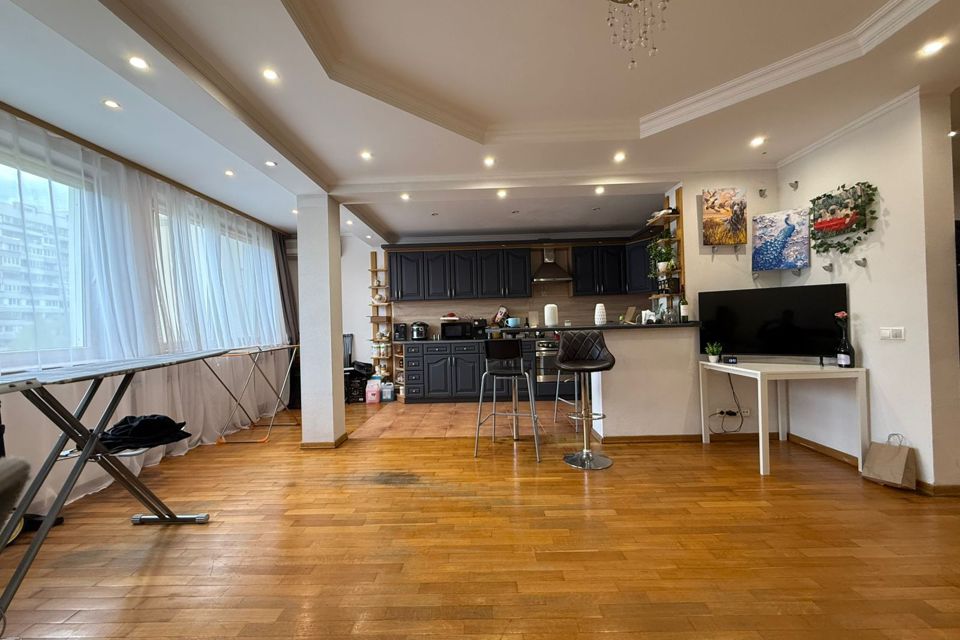 Продаётся 3-комнатная квартира, 84 м²