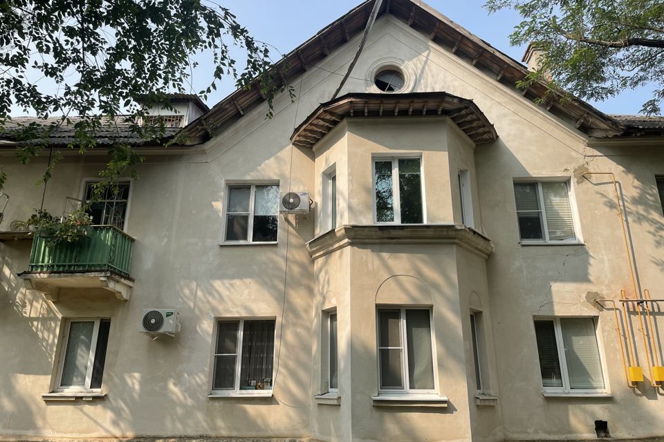 Продаётся 4-комнатная квартира, 97.7 м²