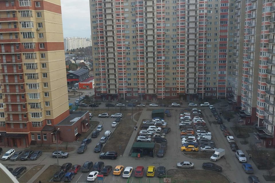 Продаётся 2-комнатная квартира, 57.7 м²