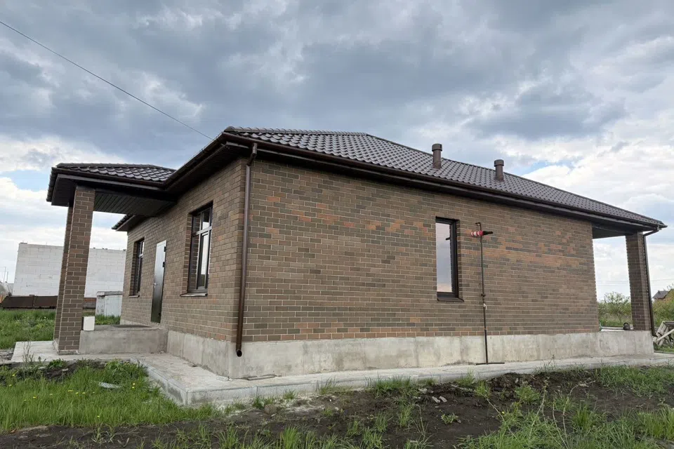 Продаётся 1-этажный дом, 97 м²