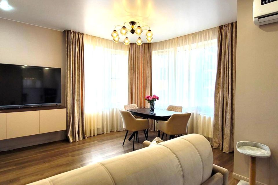 Продаётся 3-комнатная квартира, 70 м²