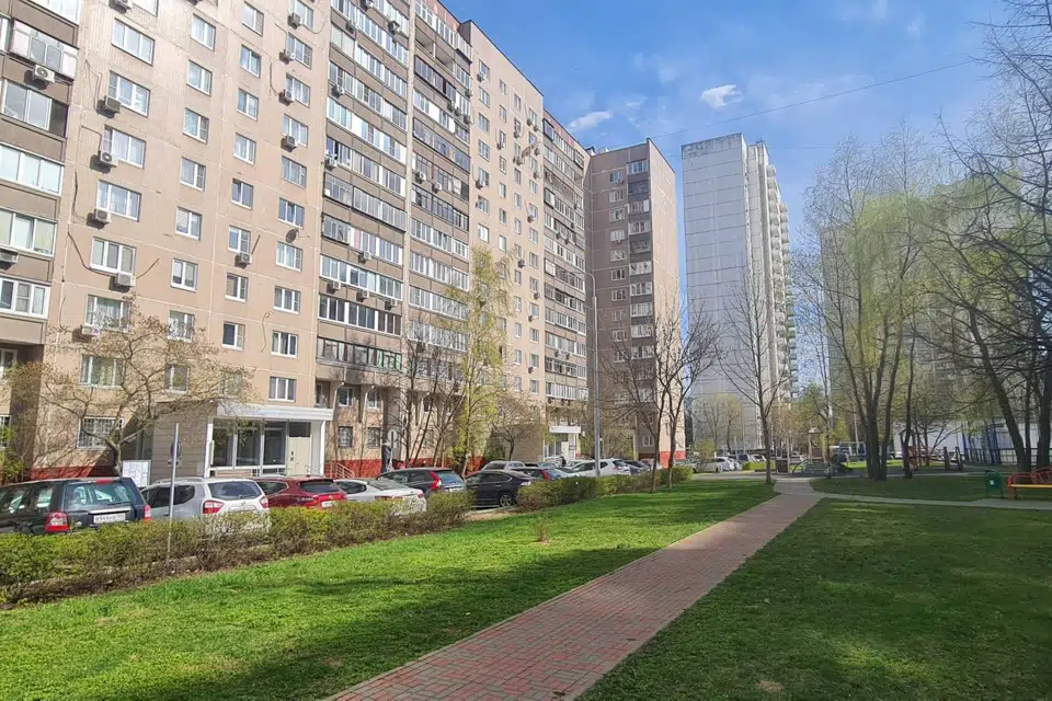 Продаётся 3-комнатная квартира, 71 м²