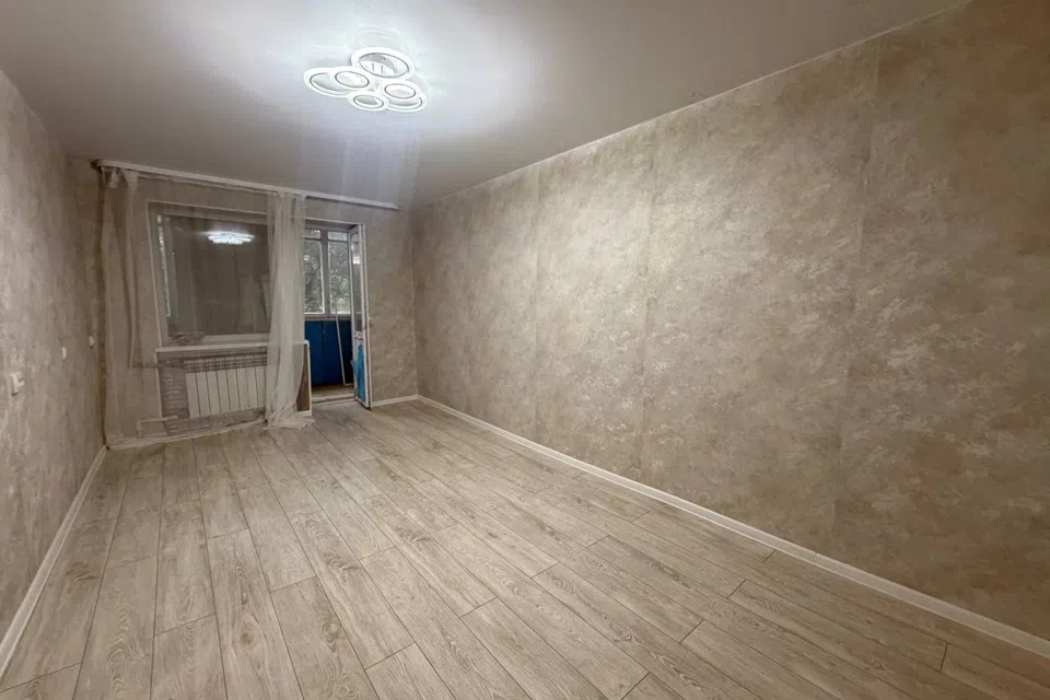 Продаётся 1-комнатная квартира, 33 м²