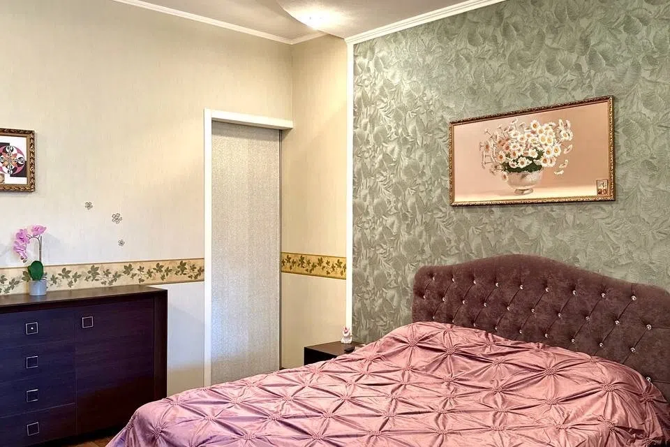 Продаётся 3-комнатная квартира, 119.2 м²