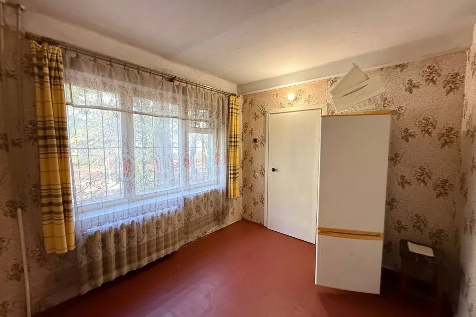 Продаётся 3-комнатная квартира, 44 м²