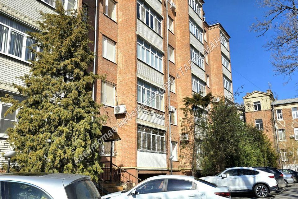 Продаётся 3-комнатная квартира, 92.8 м²