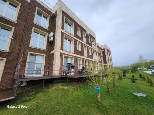 Продаётся 4-комнатная квартира, 98.6 м²