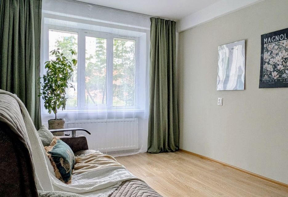 Продаётся 3-комнатная квартира, 58.8 м²