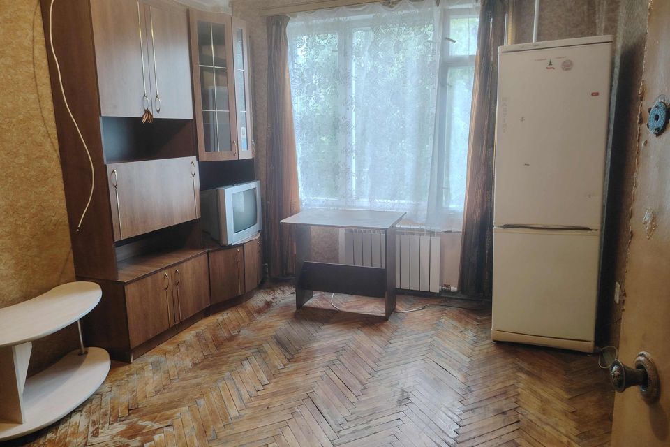 Продаётся комната в 3-комн. квартире, 14.3 м²