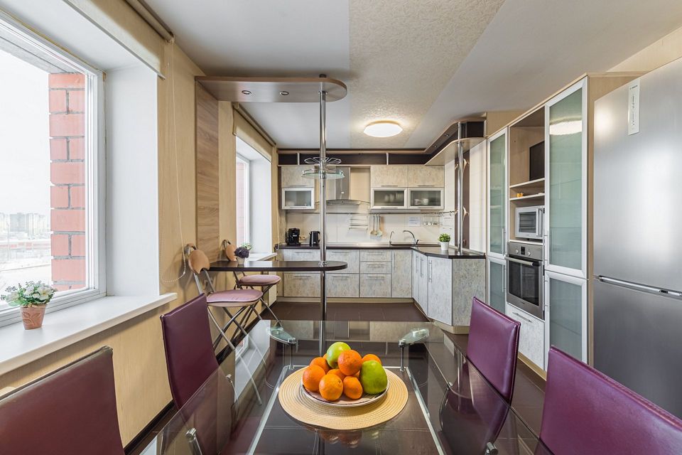 Продаётся 4-комнатная квартира, 115 м²