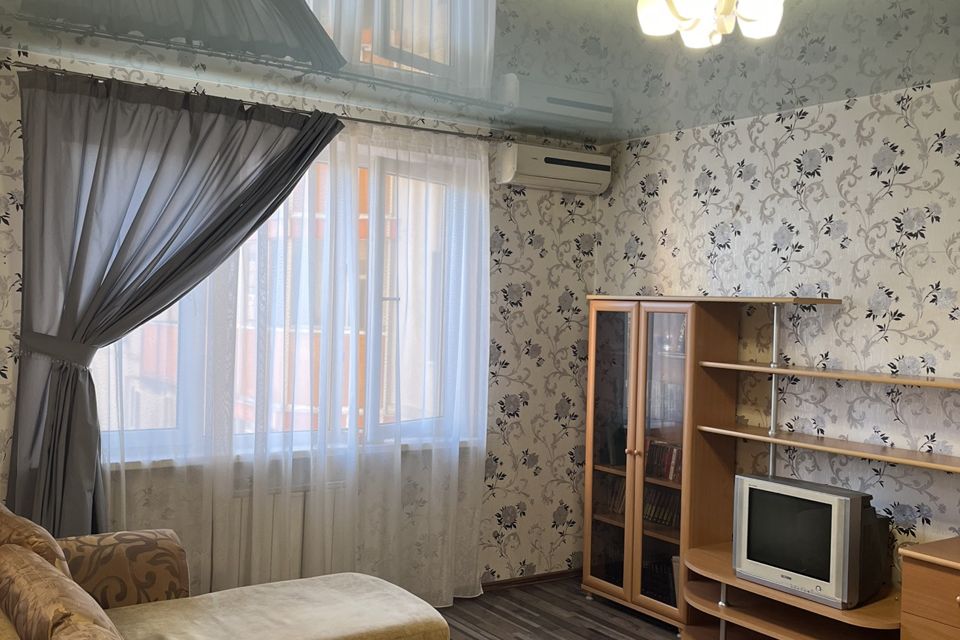 Продаётся 1-комнатная квартира, 50 м²