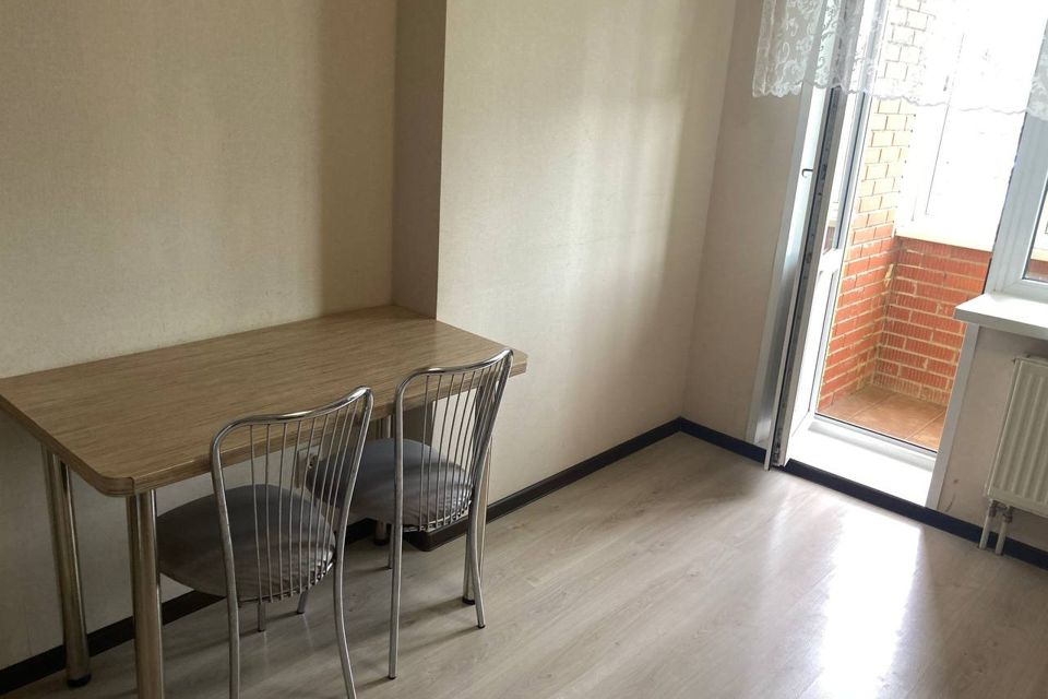 Продаётся 1-комнатная квартира, 38.2 м²