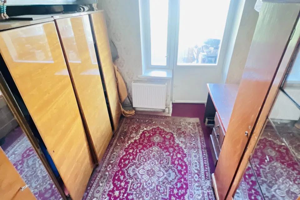 Продаётся 4-комнатная квартира, 79 м²