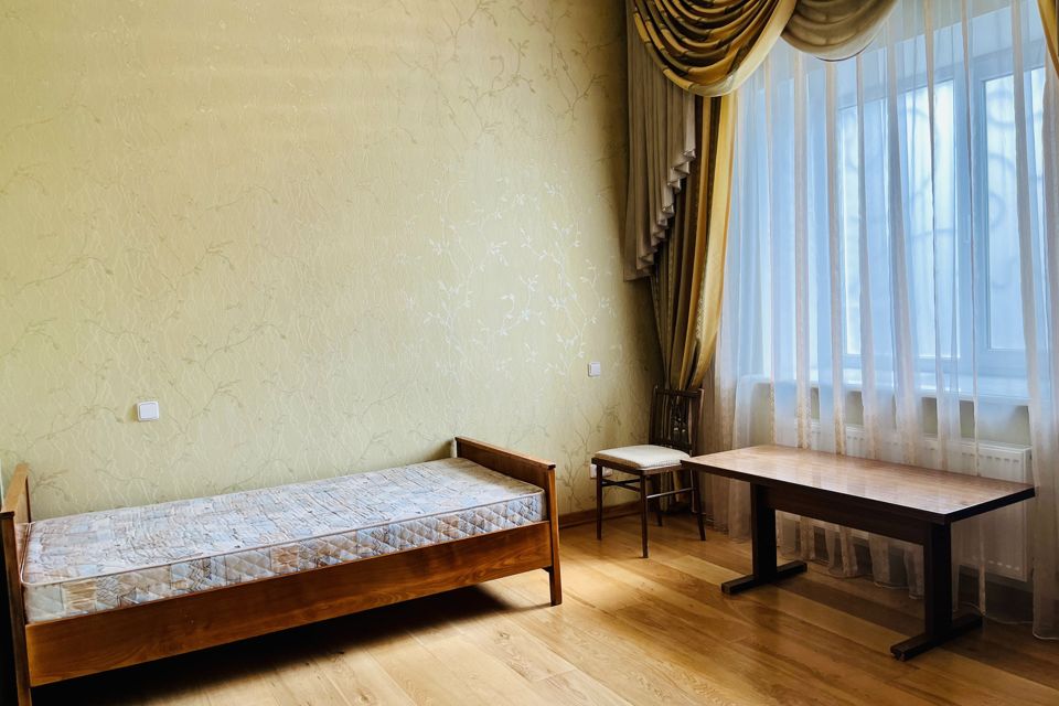 Продаётся 2-этажный дом, 271 м²