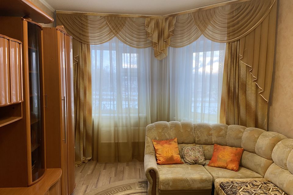 Продаётся 2-комнатная квартира, 55.7 м²