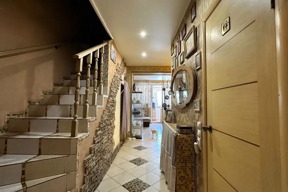 Продаётся 4-комнатная квартира, 95.5 м²