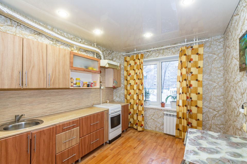 Продаётся 3-комнатная квартира, 64 м²