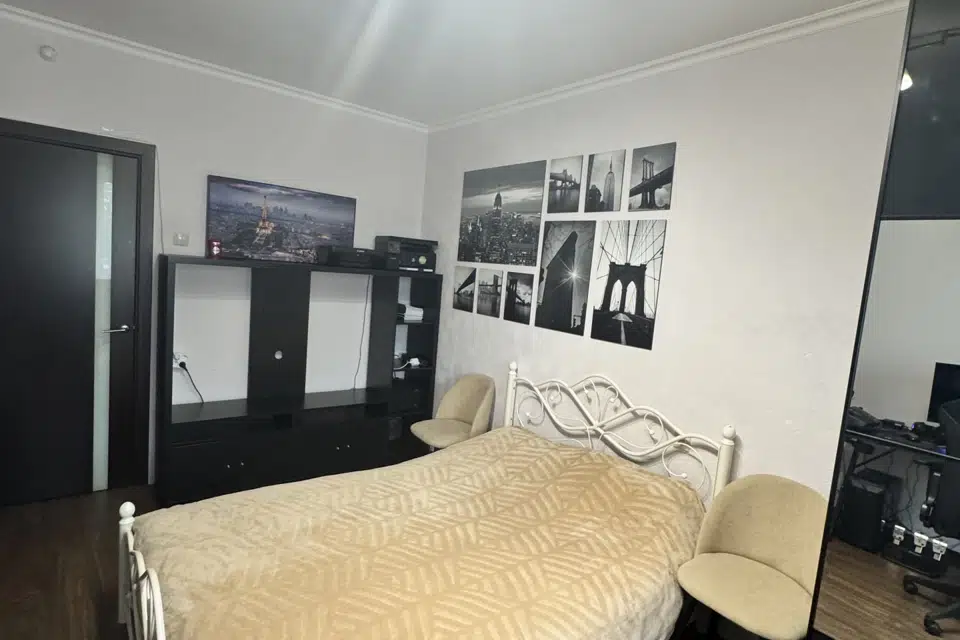Продаётся 3-комнатная квартира, 76.4 м²