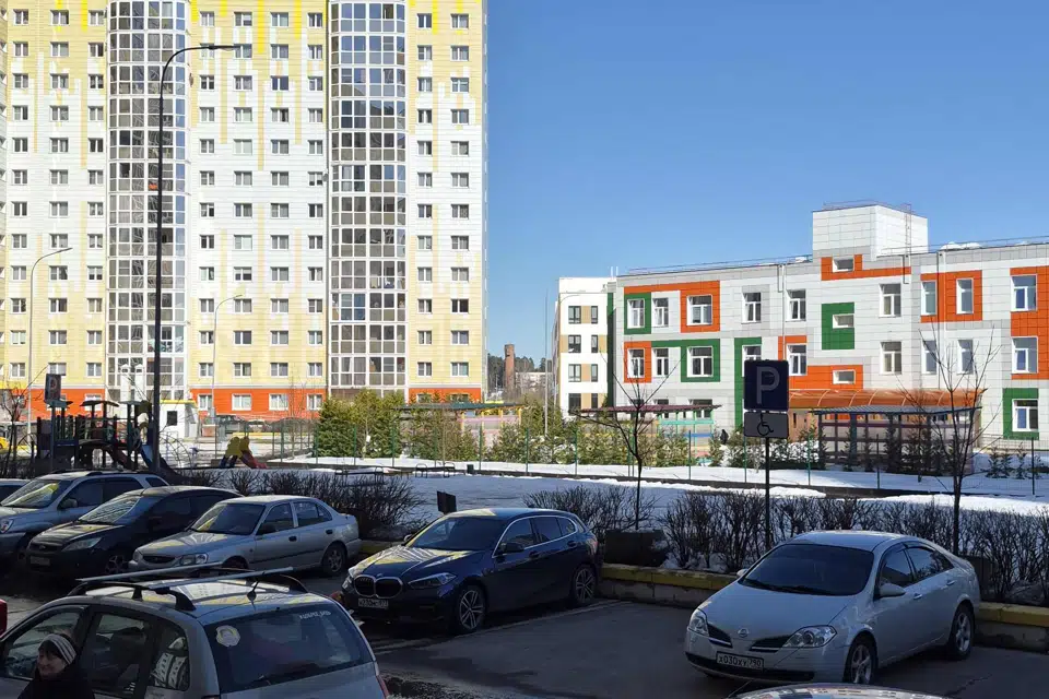 Продаётся 1-комнатная квартира, 43.2 м²