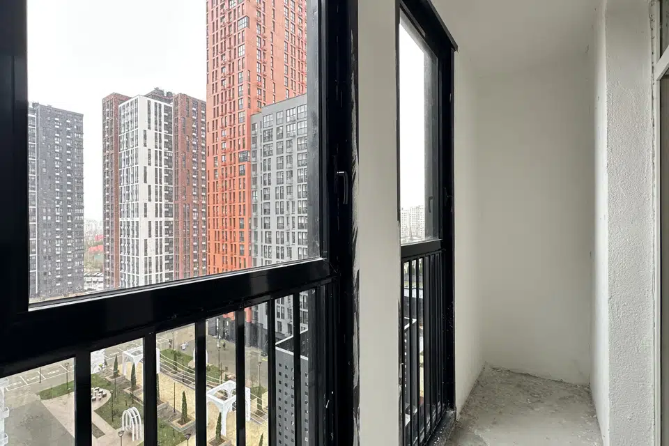 Продаётся 4-комнатная квартира, 100 м²