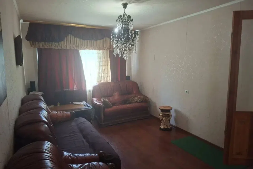 Продаётся 3-комнатная квартира, 7 м²