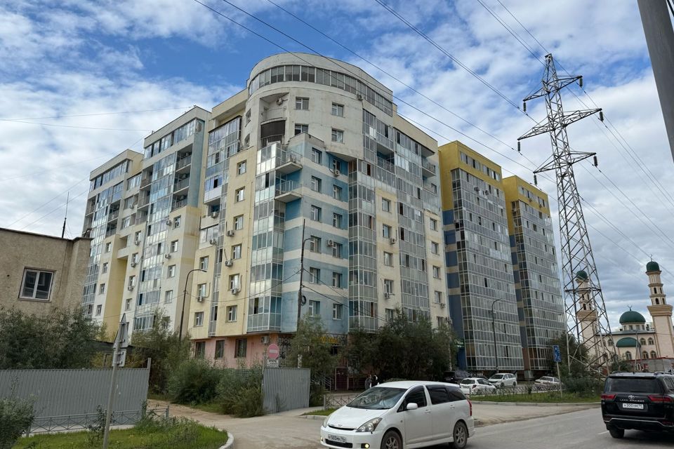 Продаётся 3-комнатная квартира, 81.2 м²