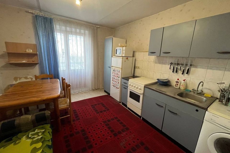 Продаётся 3-комнатная квартира, 95 м²