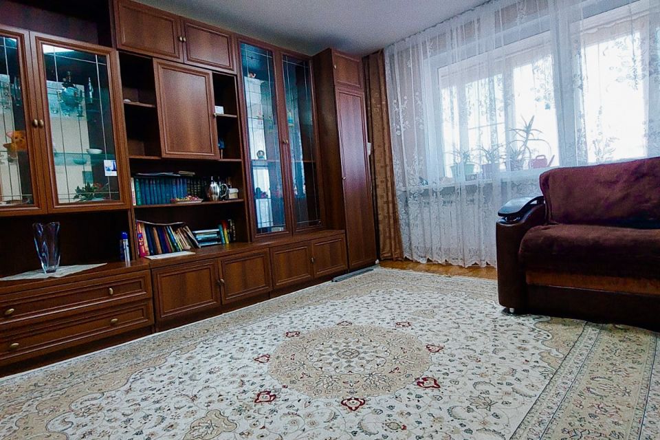 Продаётся 3-комнатная квартира, 72.5 м²