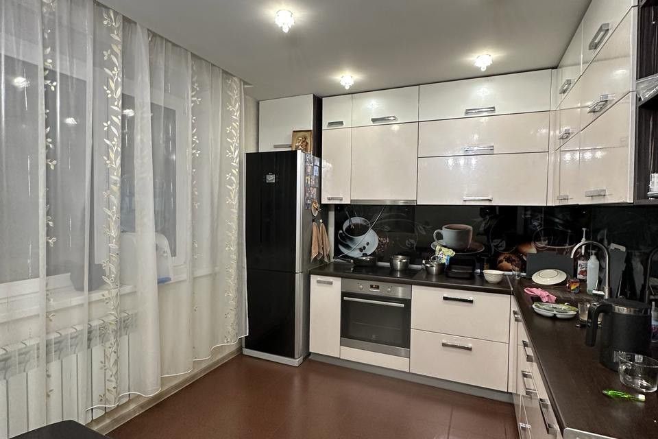 Продаётся 2-комнатная квартира, 64.5 м²