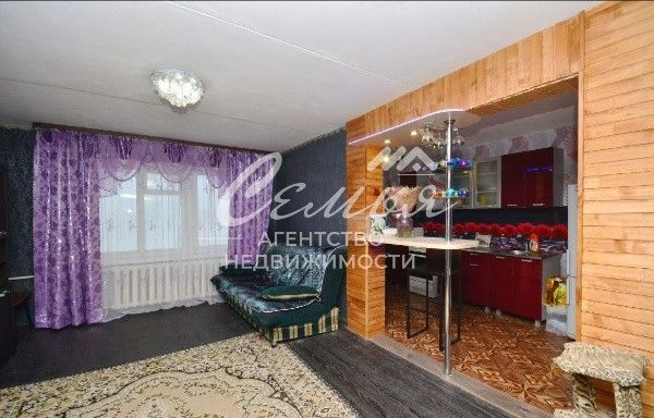 Продаётся 4-комнатная квартира, 79.8 м²