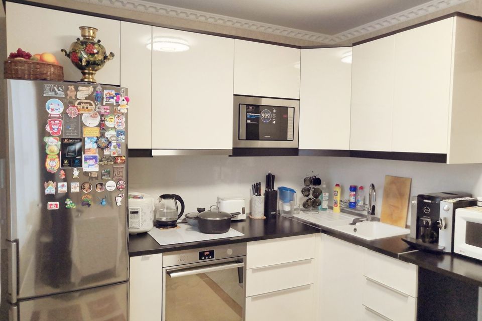 Продаётся 2-комнатная квартира, 61.5 м²