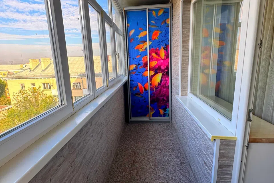 Продаётся 2-комнатная квартира, 70.5 м²