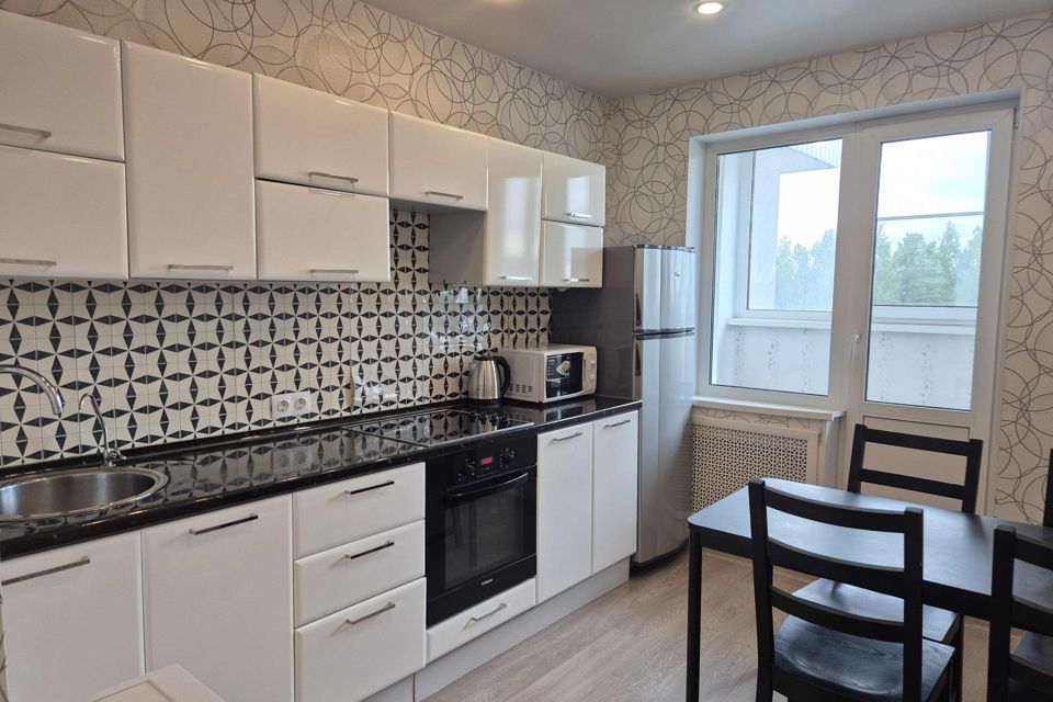 Продаётся 2-комнатная квартира, 60.7 м²