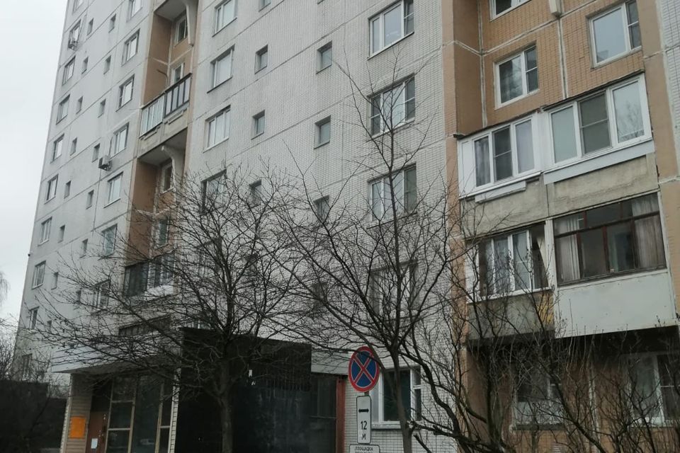 Продаётся 1-комнатная квартира, 41.3 м²