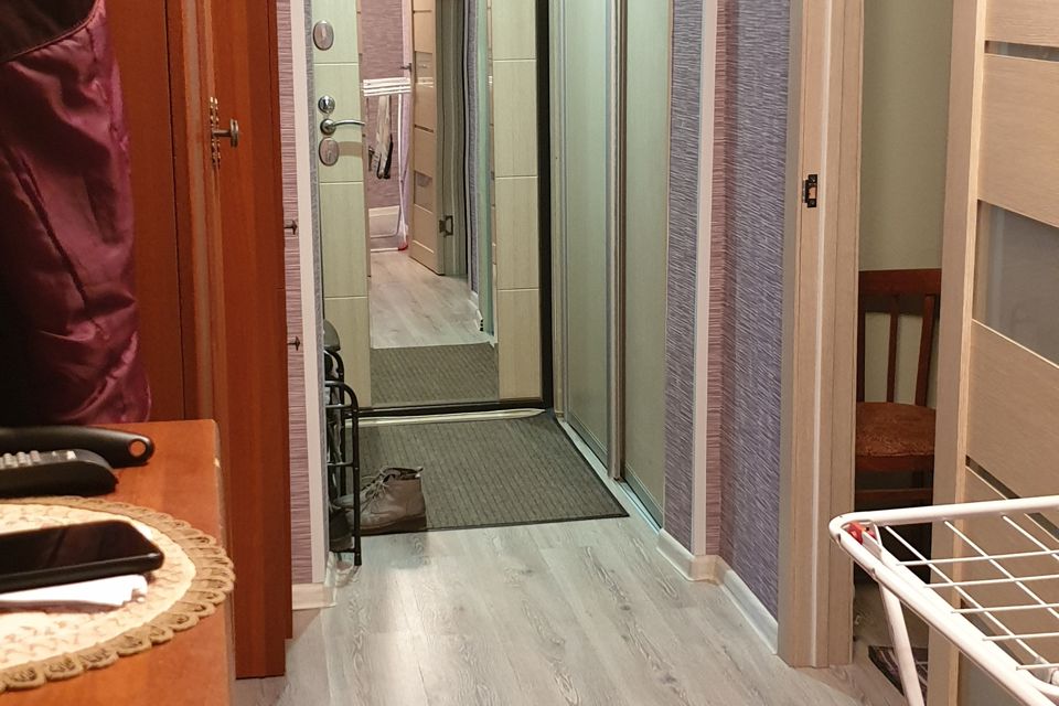 Продаётся 3-комнатная квартира, 58.6 м²