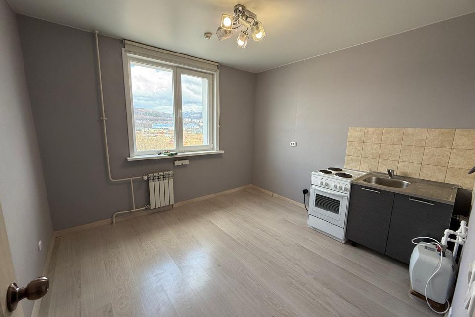 Продаётся 2-комнатная квартира, 61.5 м²