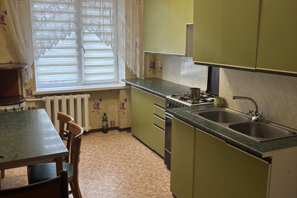 Продаётся 3-комнатная квартира, 61.5 м²