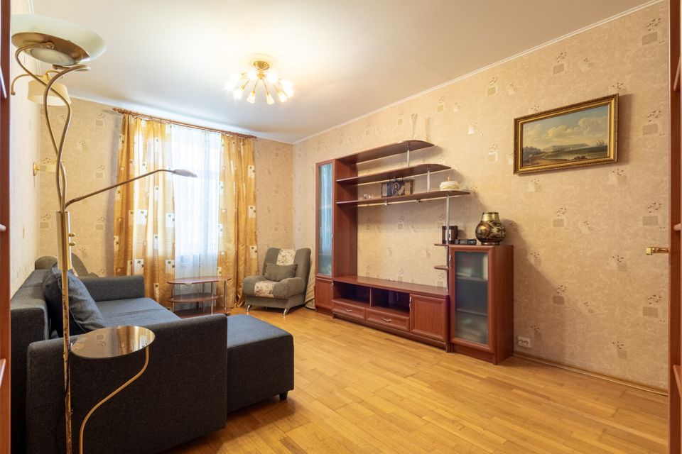 Продаётся 1-комнатная квартира, 48.3 м²
