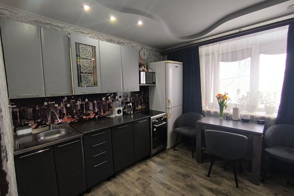 Продаётся 1-комнатная квартира, 43.8 м²