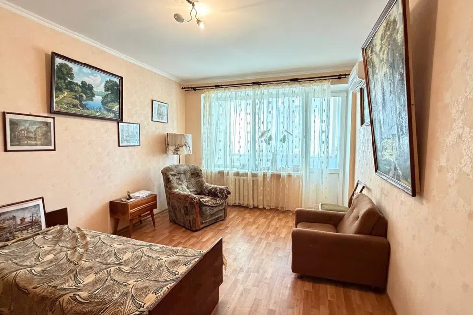 Продаётся 3-комнатная квартира, 82.7 м²