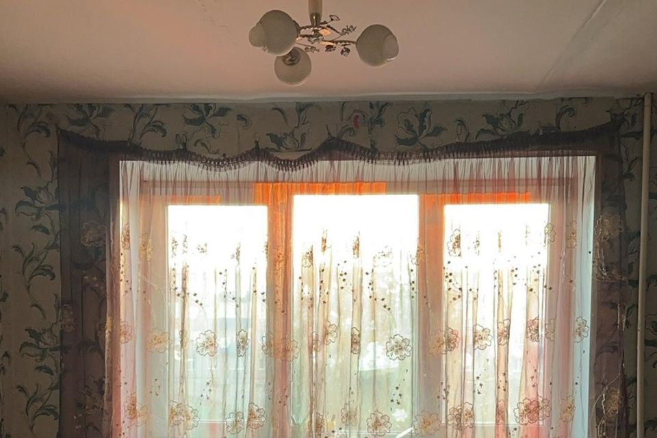 Продаётся комната в 1-комн. квартире, 13 м²