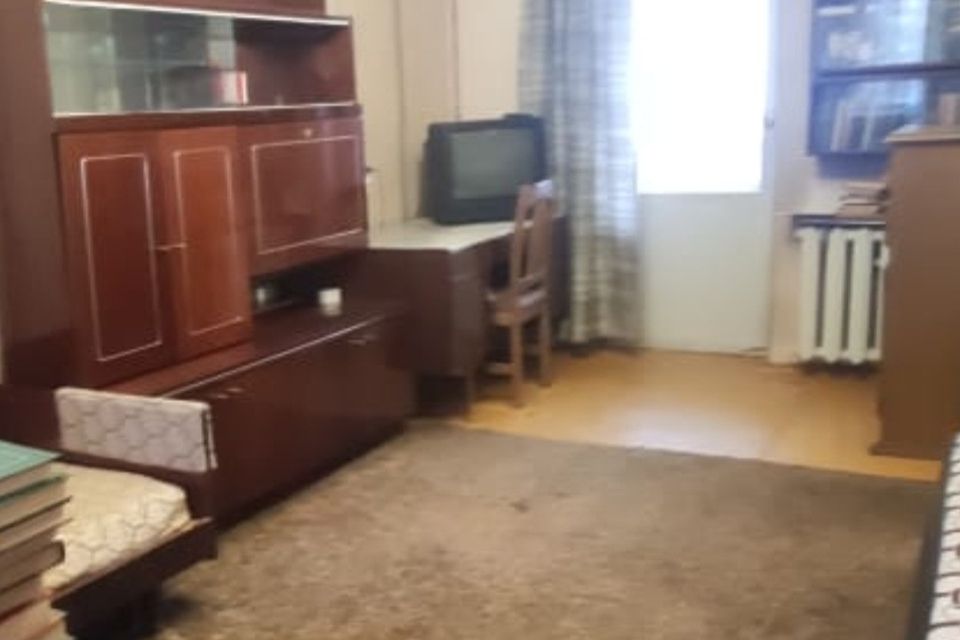 Продаётся 1-комнатная квартира, 38 м²