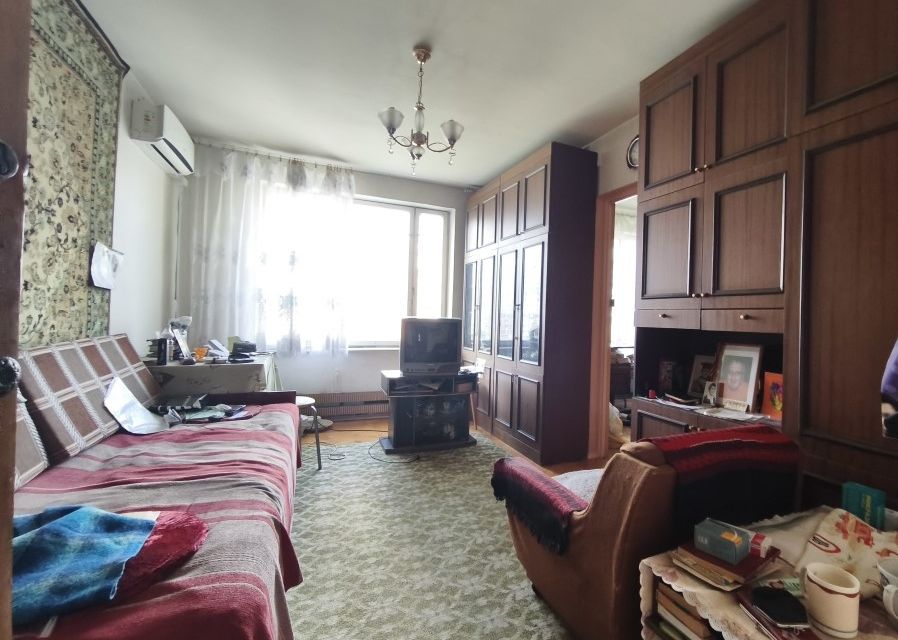 Продаётся 3-комнатная квартира, 57 м²