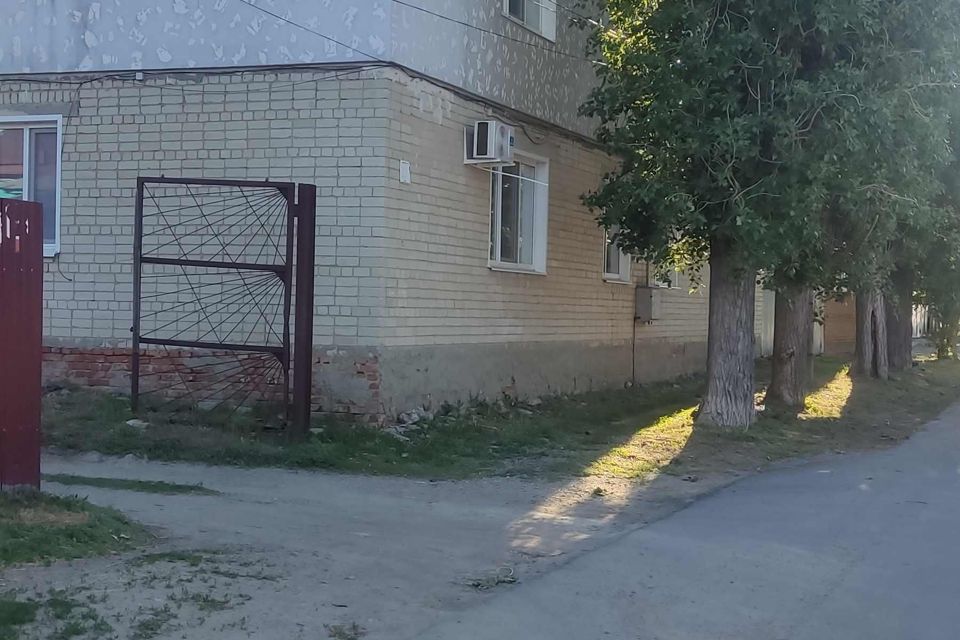 Продаётся 3-комнатная квартира, 47.7 м²