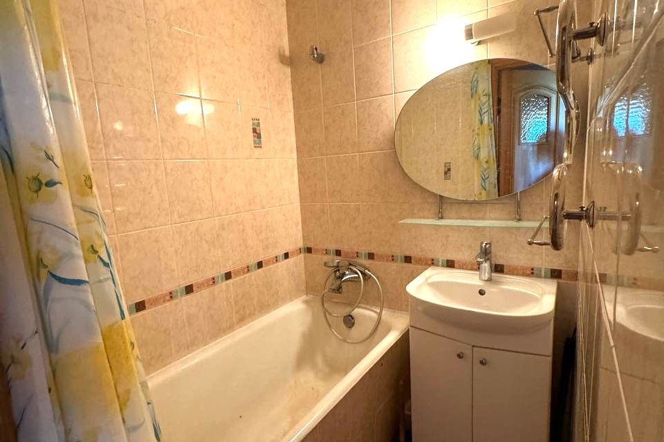 Продаётся 2-комнатная квартира, 48 м²