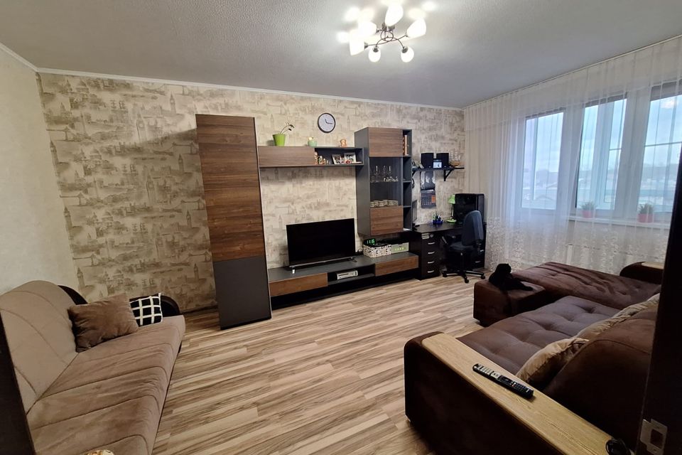 Продаётся 1-комнатная квартира, 38 м²