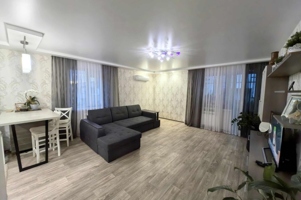 Продаётся 4-комнатная квартира, 88.7 м²