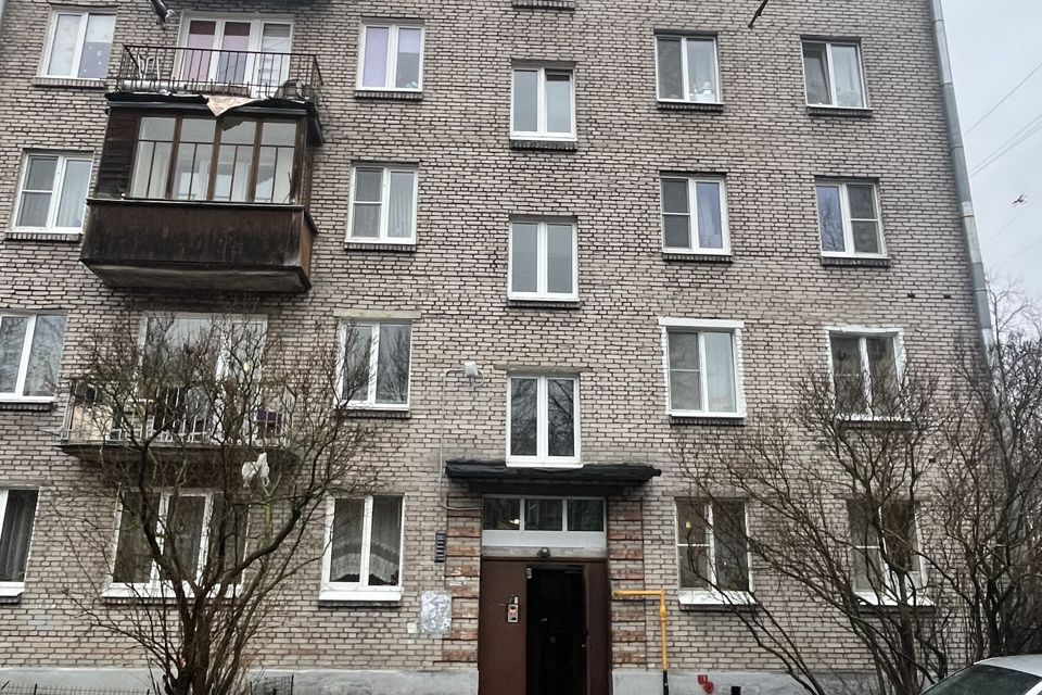 Продаётся 2-комнатная квартира, 43.8 м²